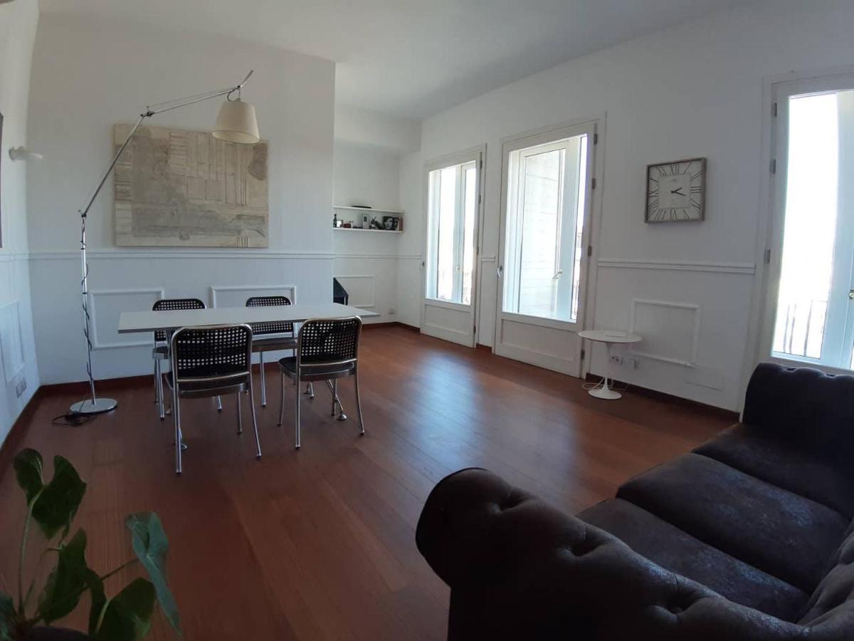 Hs4U Duomo View Art & Design Apartment Close To Central Train Station Florence Luaran gambar